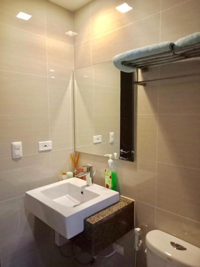 Chillax Studio 101 Newport Boulevard Μανίλα Εξωτερικό φωτογραφία